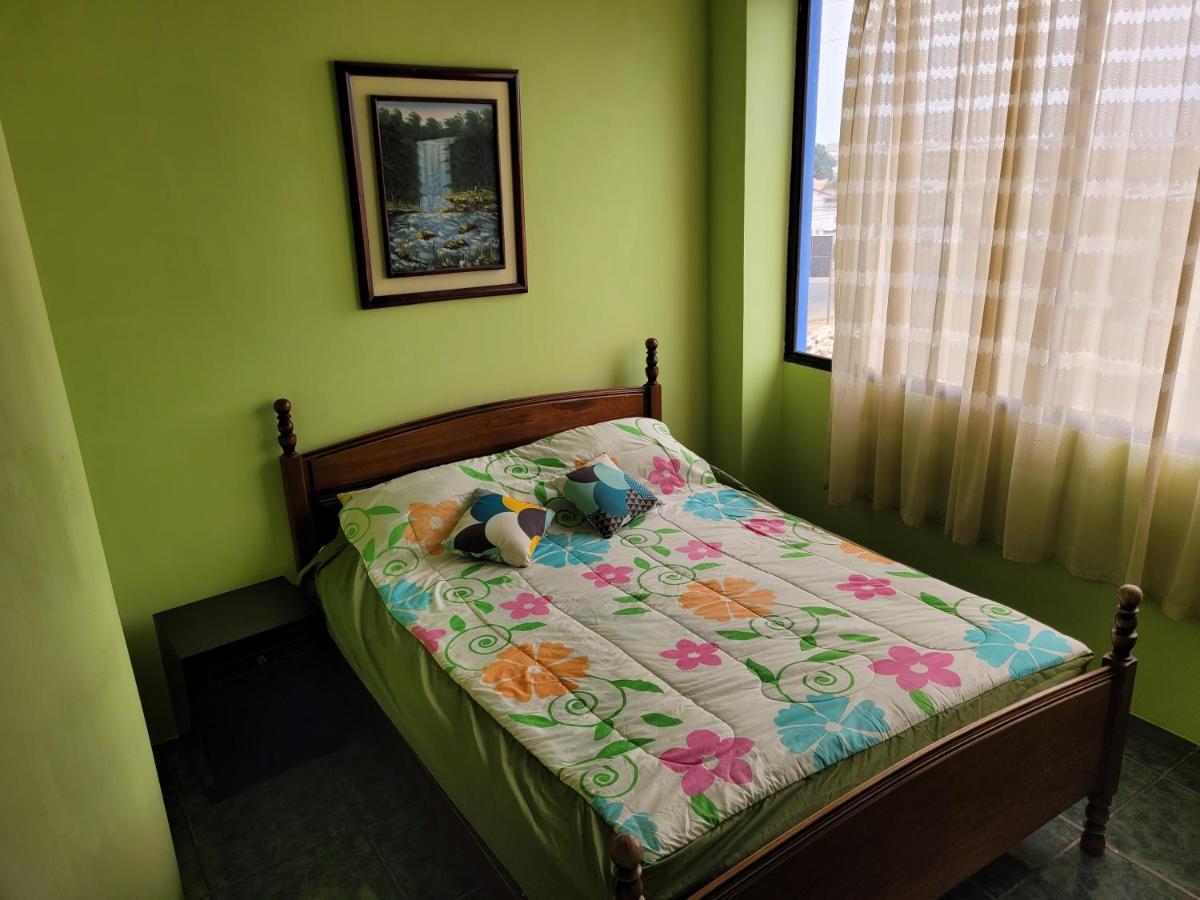 Hostal Haziel Salinas  Esterno foto
