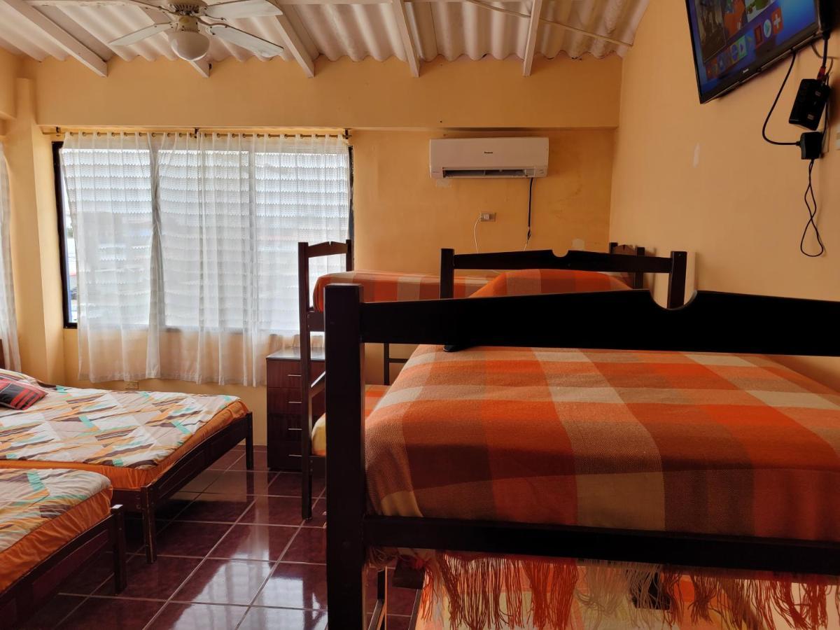 Hostal Haziel Salinas  Esterno foto