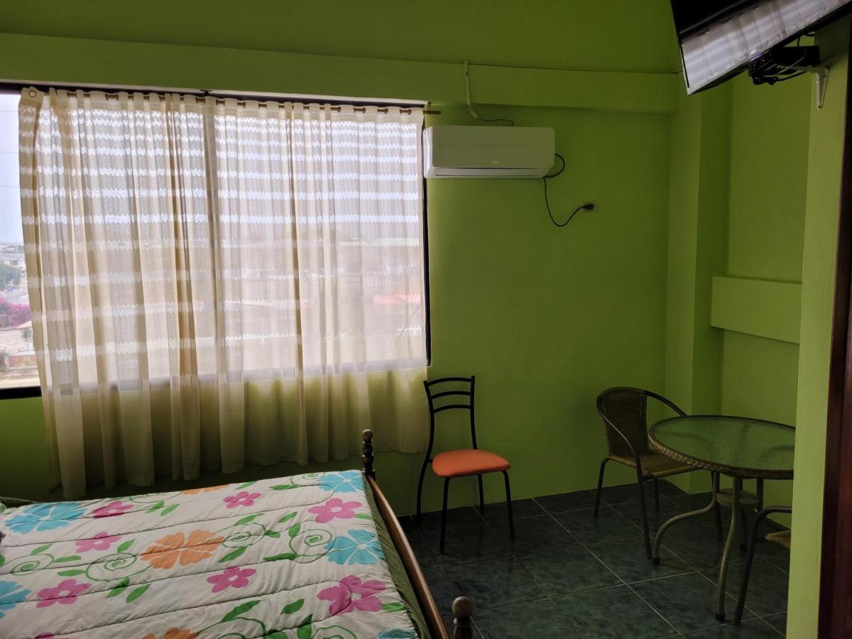 Hostal Haziel Salinas  Esterno foto