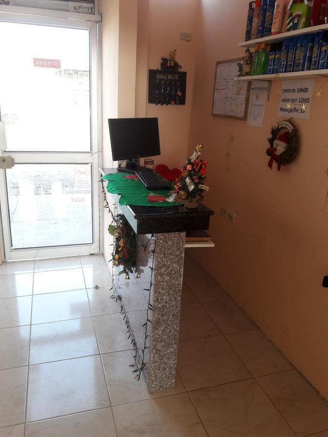Hostal Haziel Salinas  Esterno foto