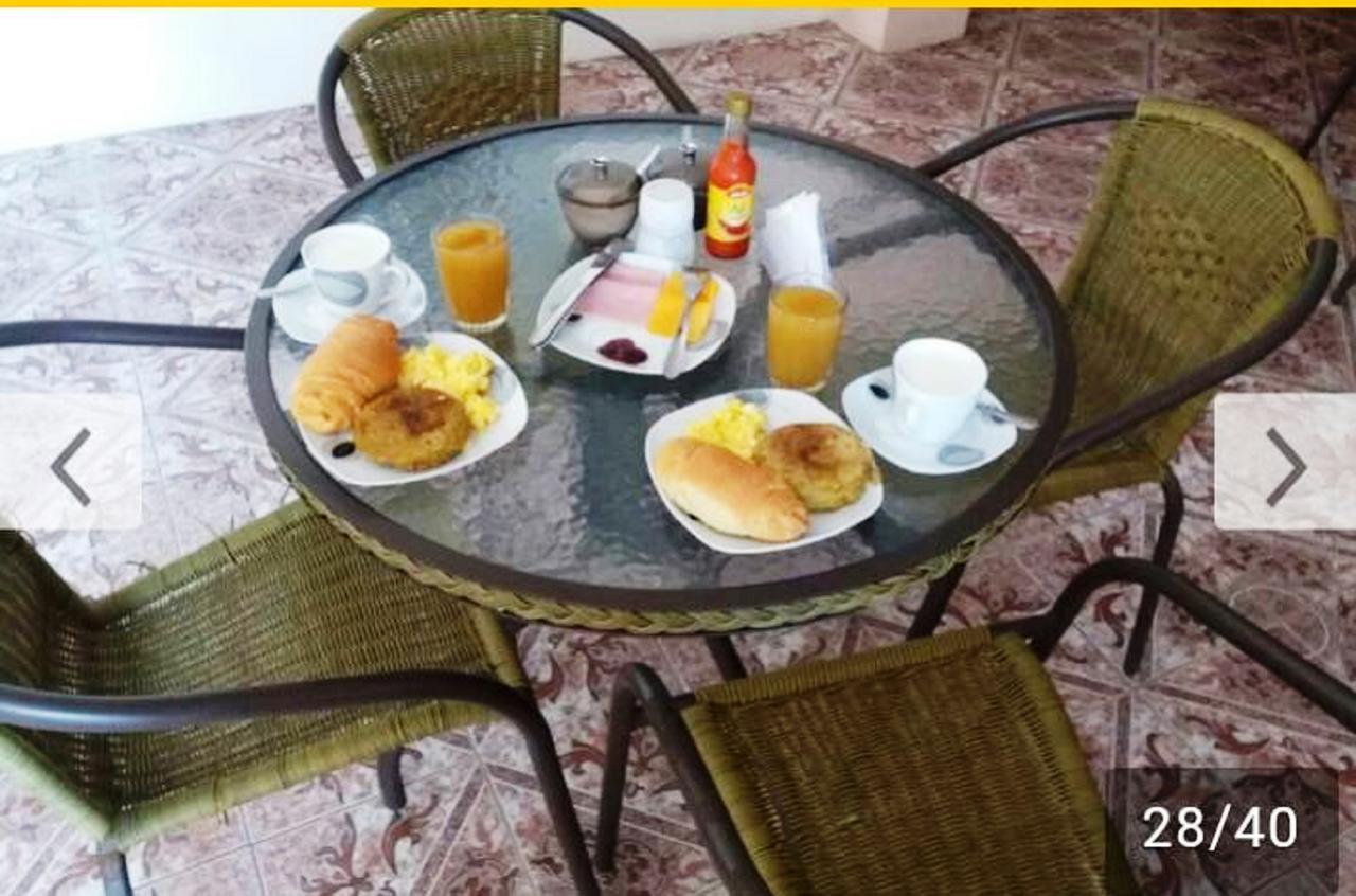 Hostal Haziel Salinas  Esterno foto